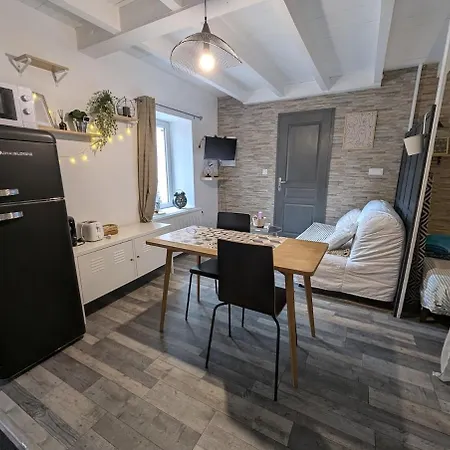 Maisonnette A La Campagne Apartmán *